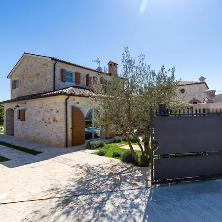 펜션 Cozy In With House A Panoramic View Barat (Porec)