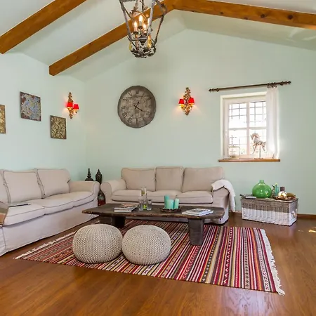 Cozy In With House A Panoramic View Ferienhaus