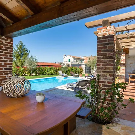 Cozy In With House A Panoramic View Barat (Porec)
